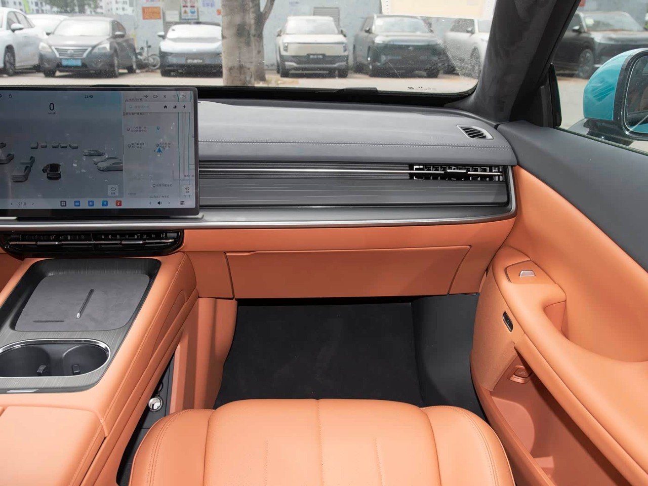 Dongfeng epi 007 Flash Edition center console orange
