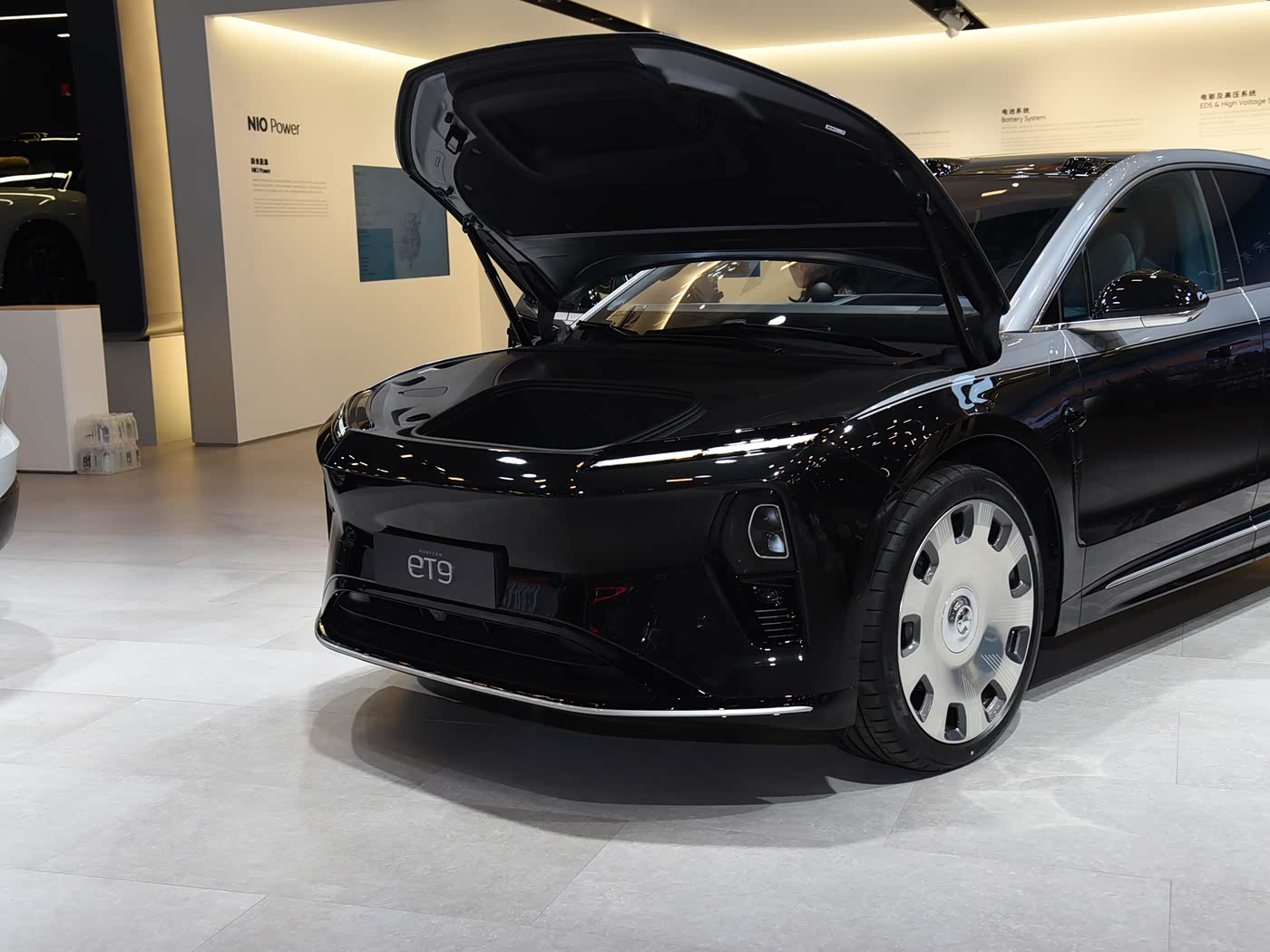 Key Features & Specs