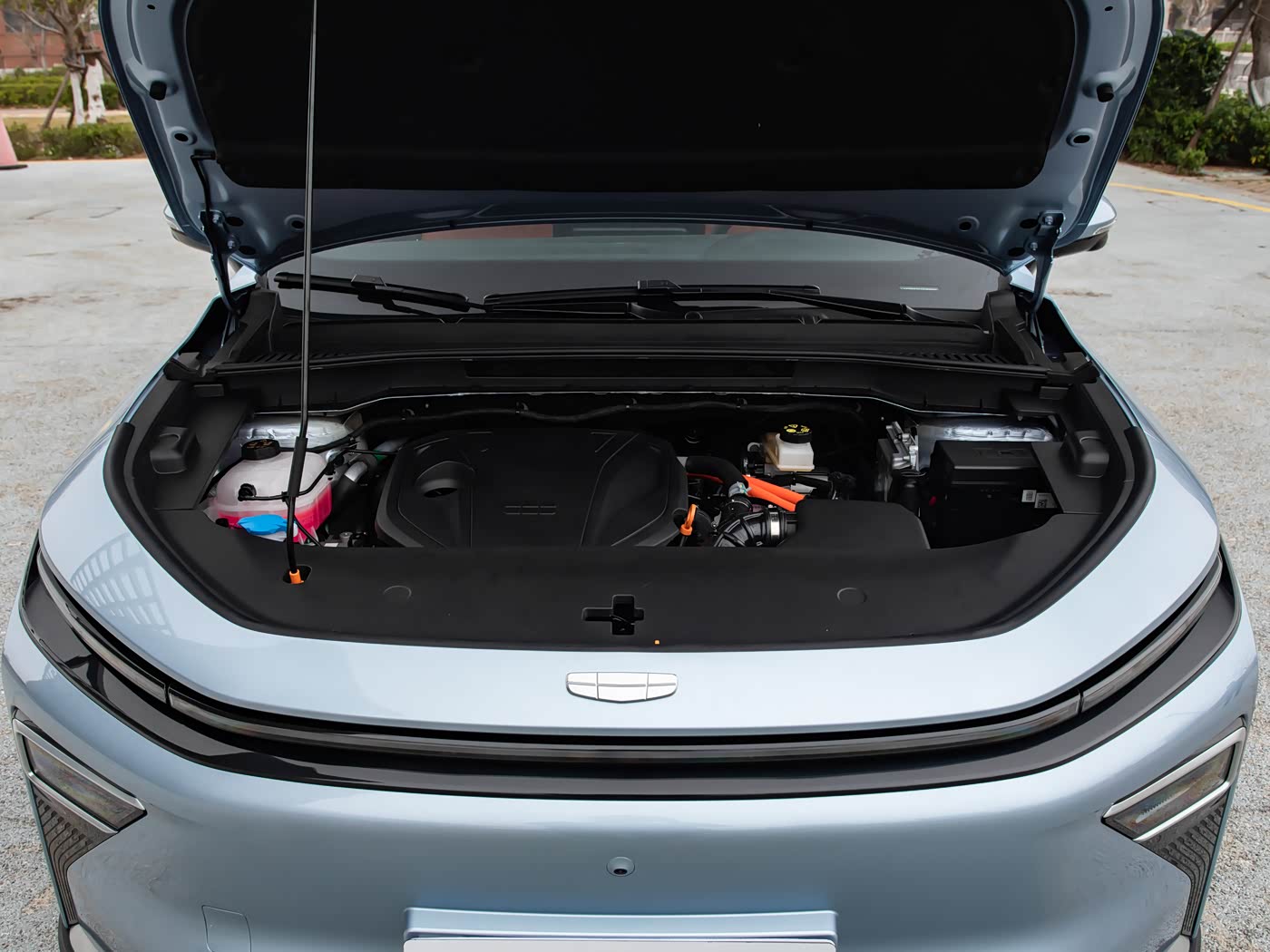 Key Features & Specs