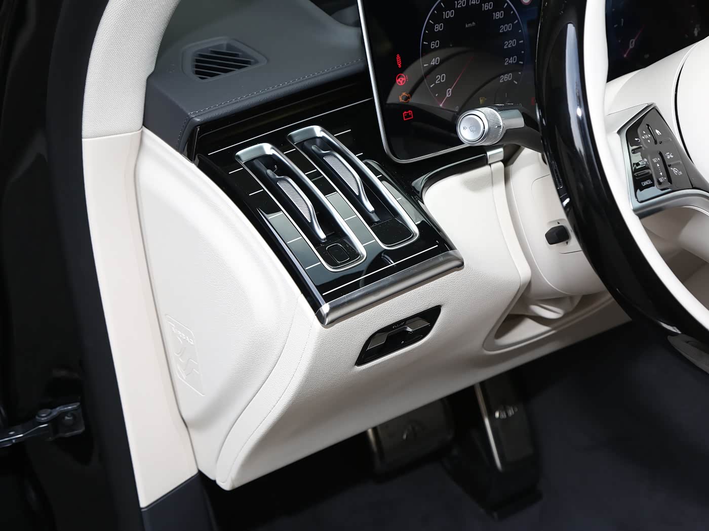 Key Features & Specs