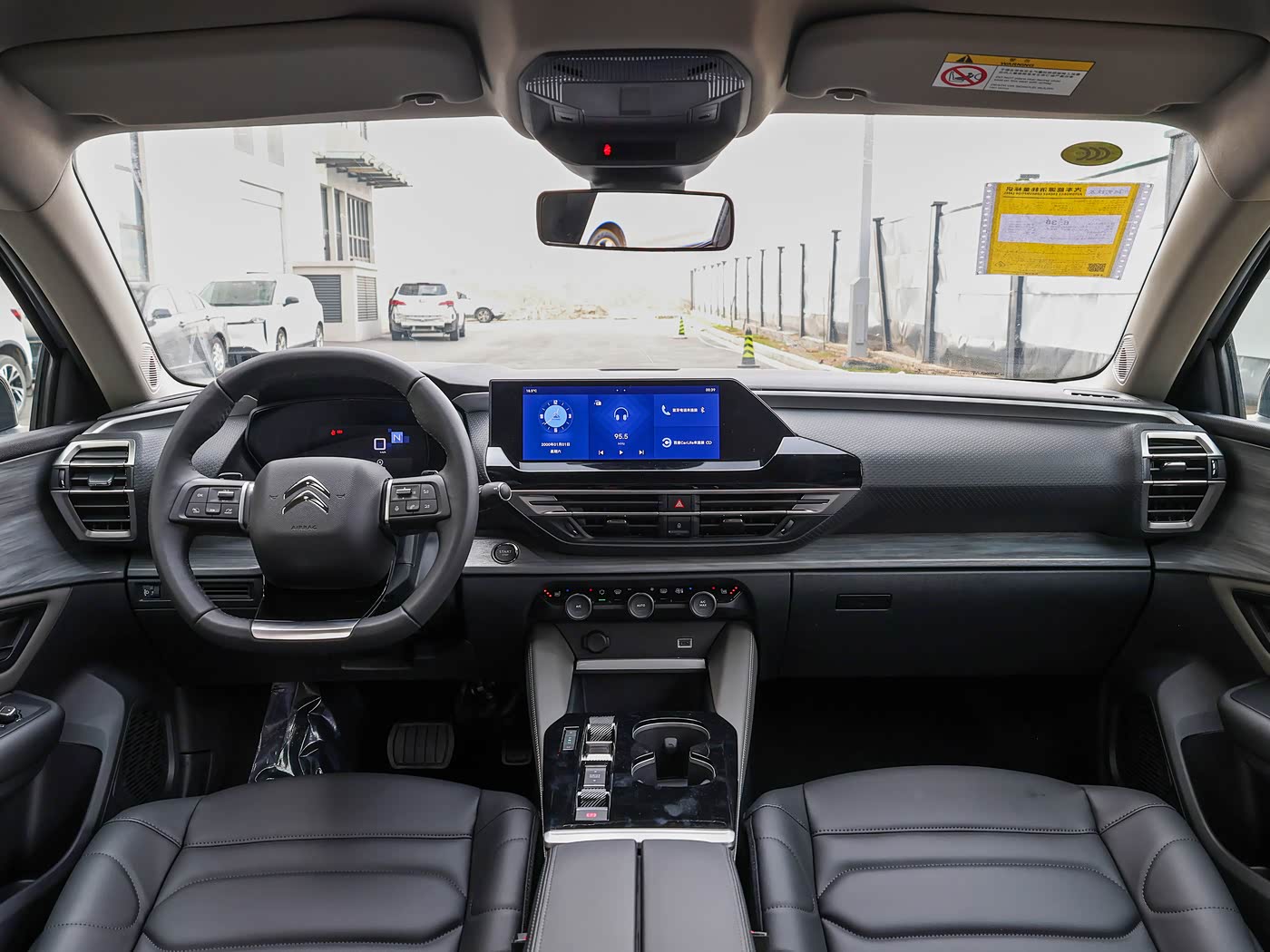 Key Features & Specs