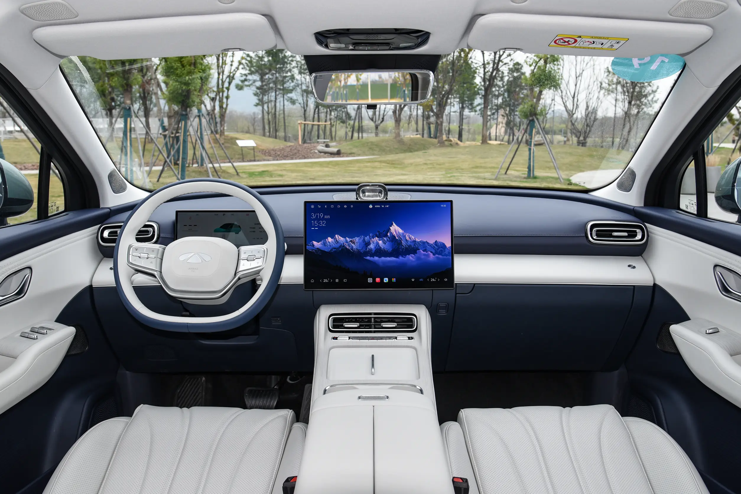 Key Features & Specs