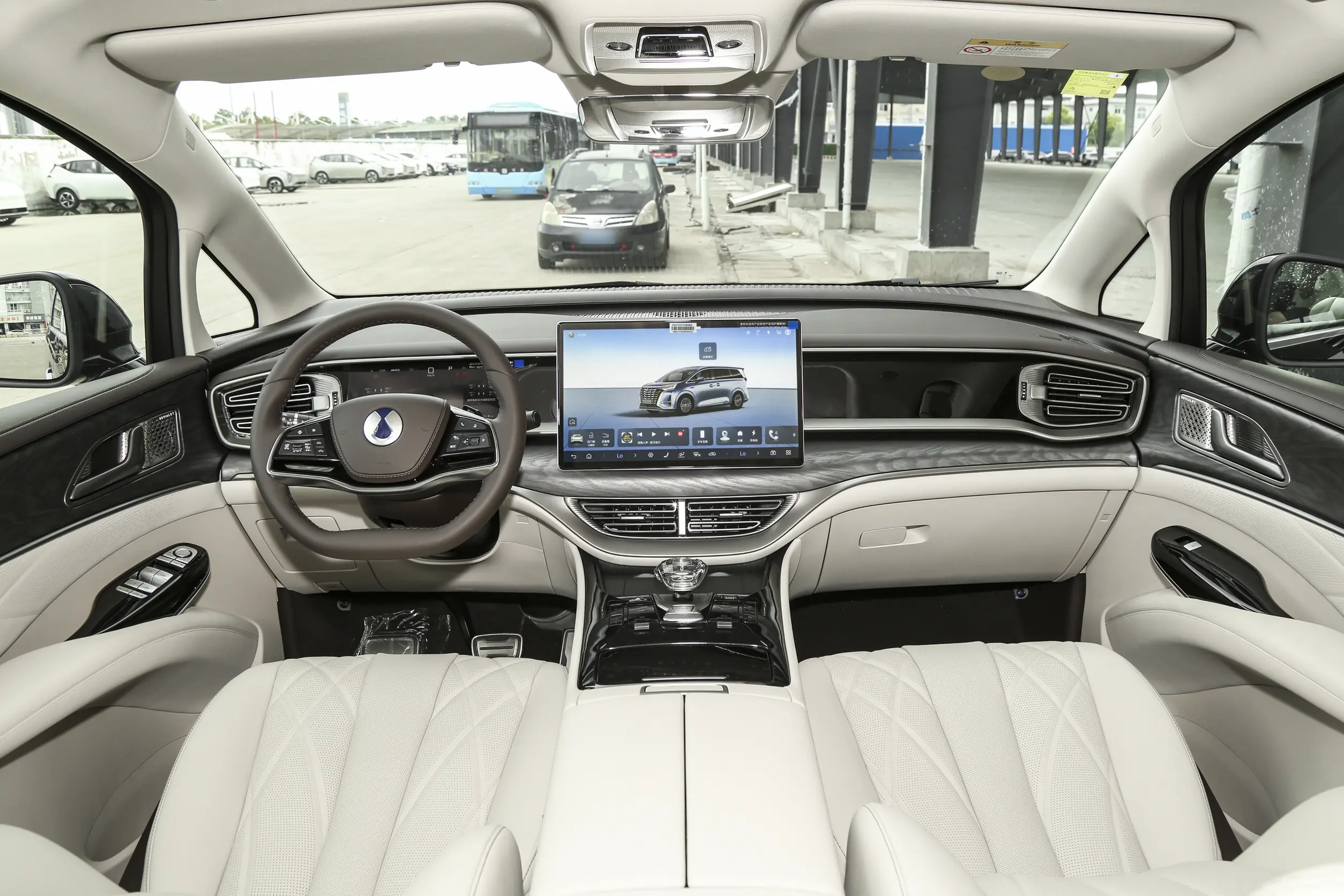 Key Features & Specs