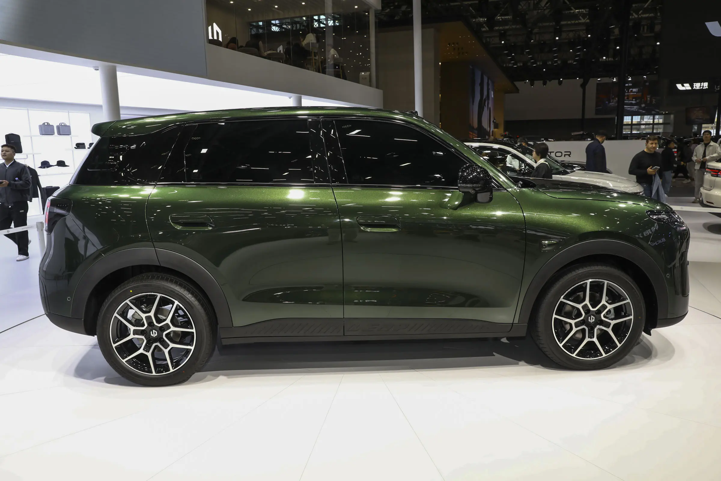 Key Features & Specs