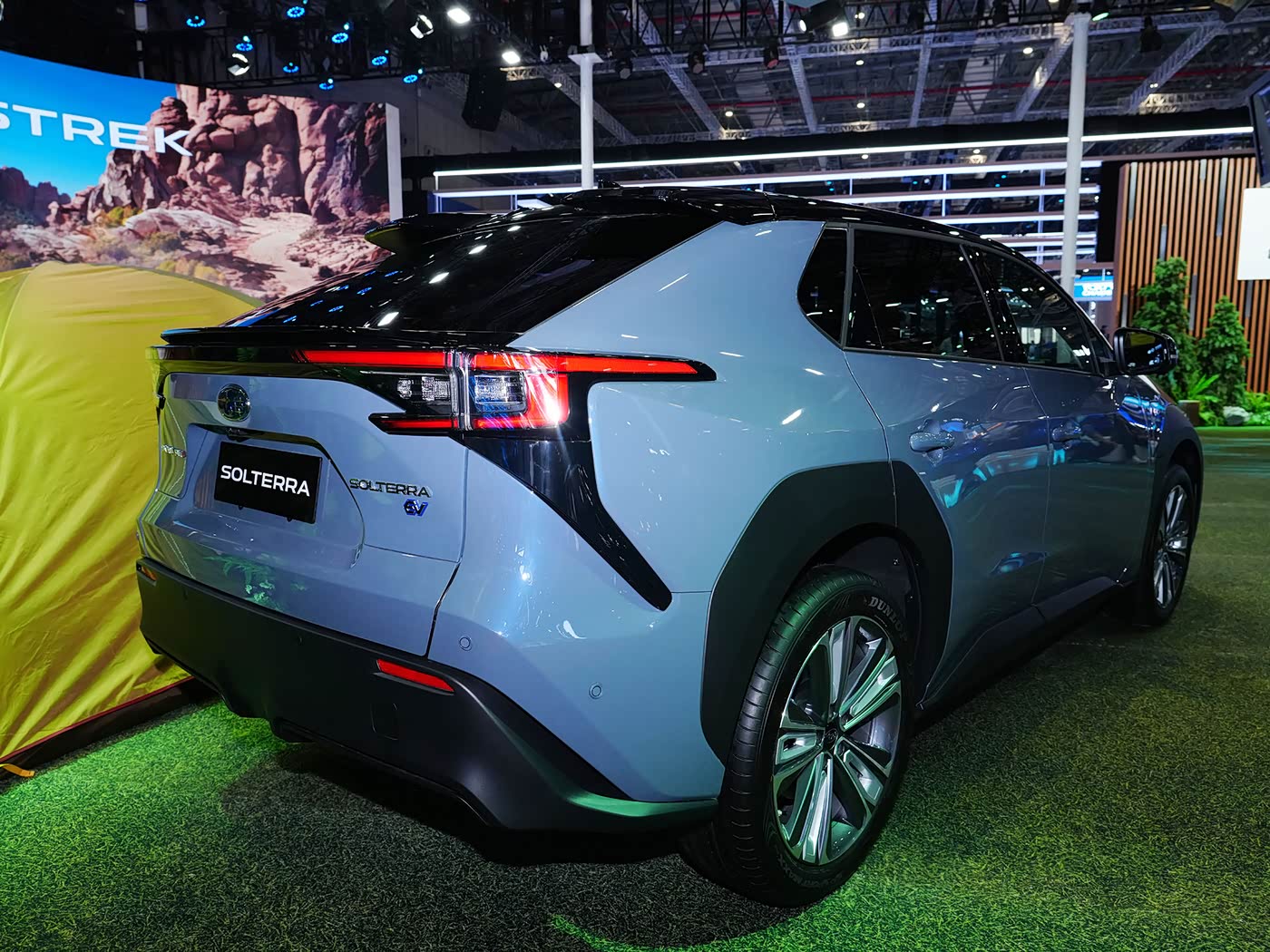 Market Position & Competition