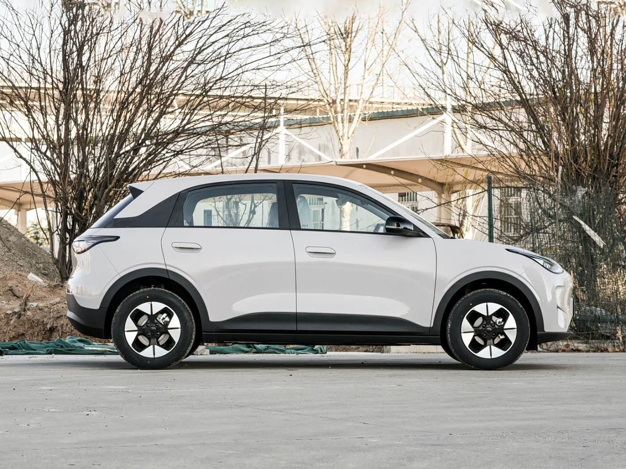 Geely Xingyuan rear seats