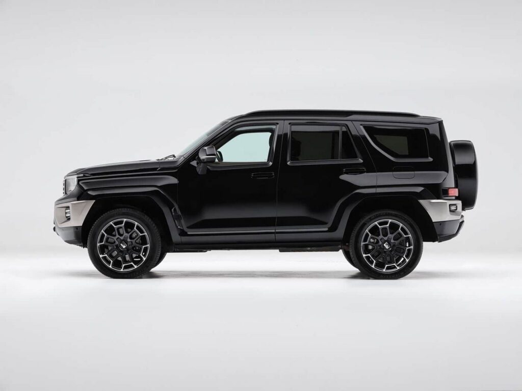 hongqi-ehs9-side-profile-black-front