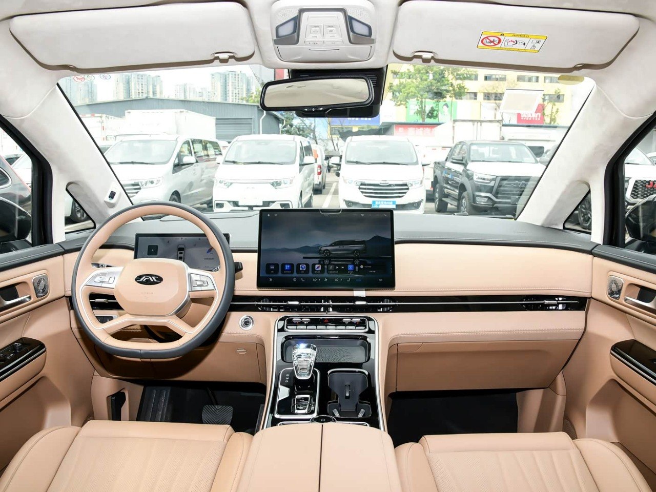 JAC Ruifeng RF8 cockpit full view beige