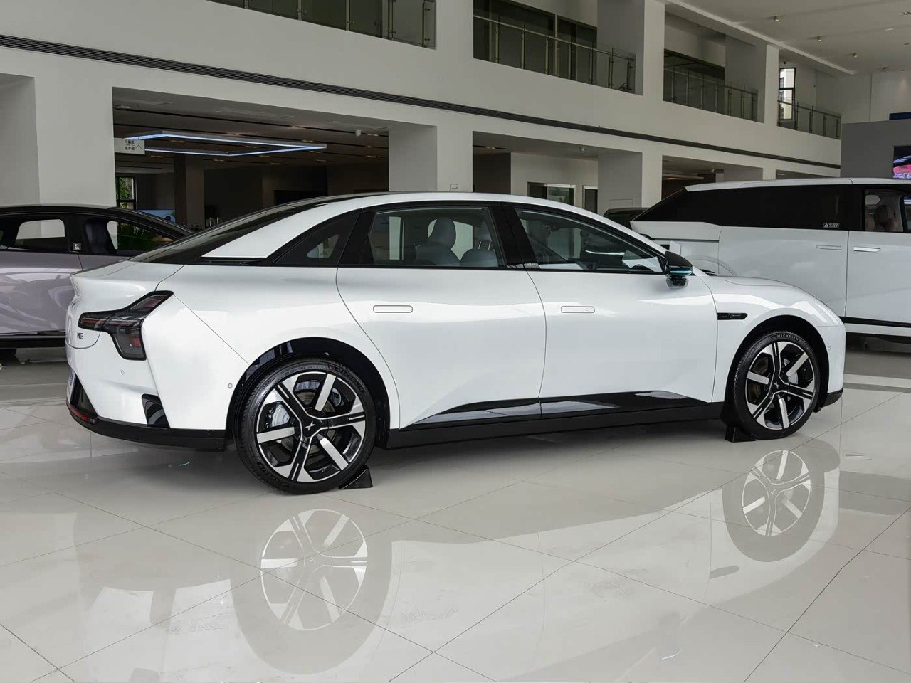 Xpeng MONA M03 2026 hatch open 621L boot