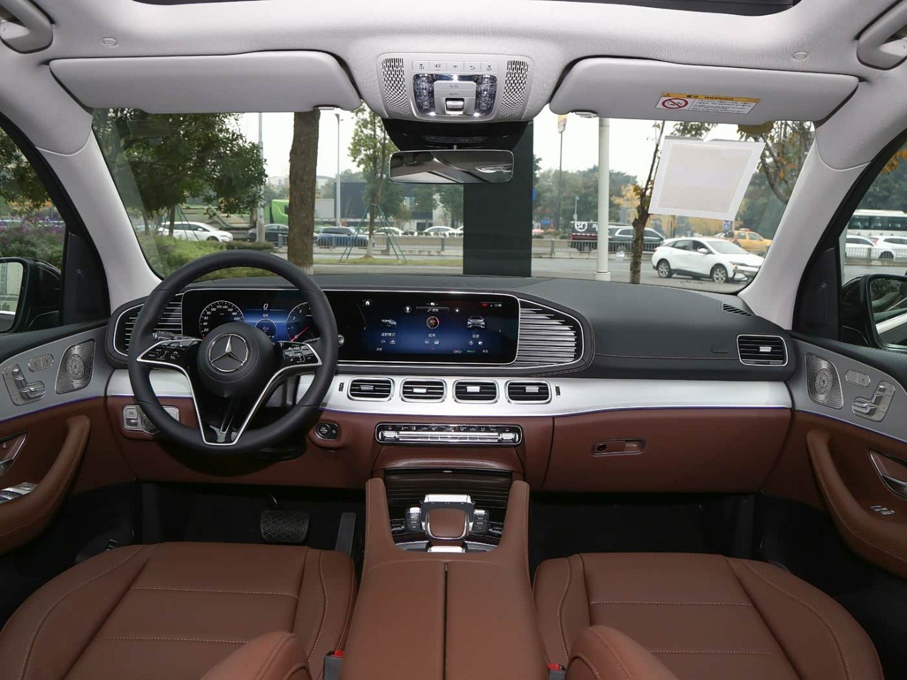 Mercedes‑Benz GLS dashboard driver side view