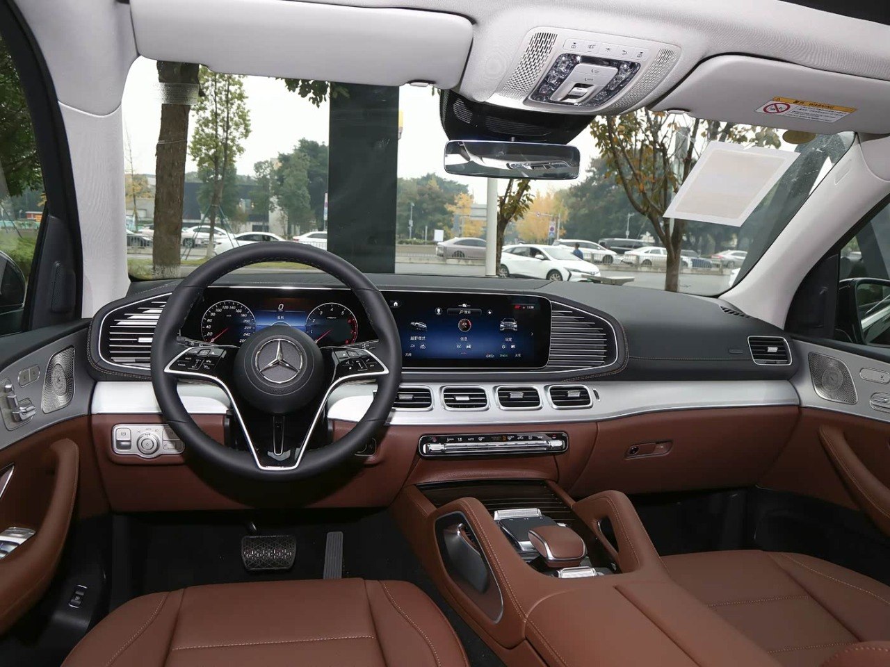 Mercedes‑Benz GLS front seat door open view