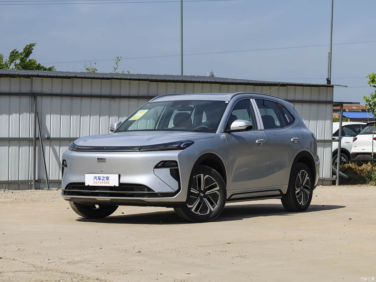 Geely Galaxy Starship 7 EV side profile
