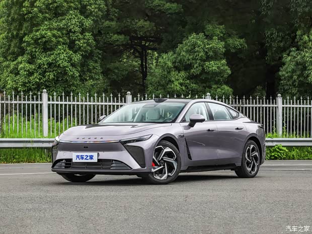 2027 Exeed ES electric sedan
