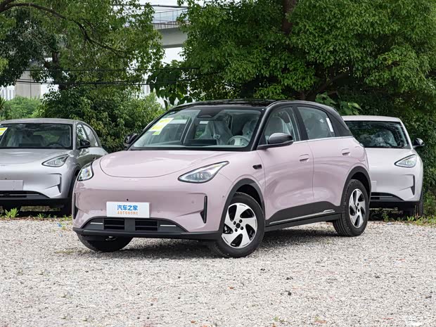 Geely first half sales report