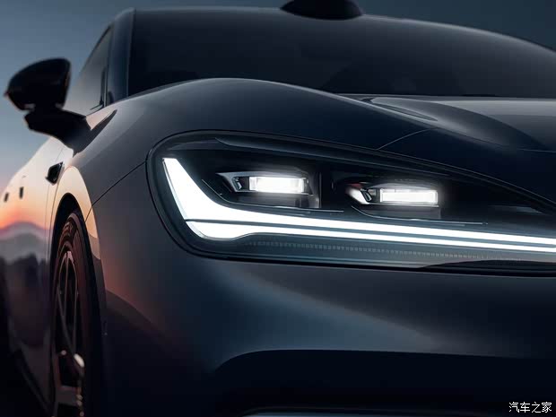 Galaxy TT rear wing and sedan profile