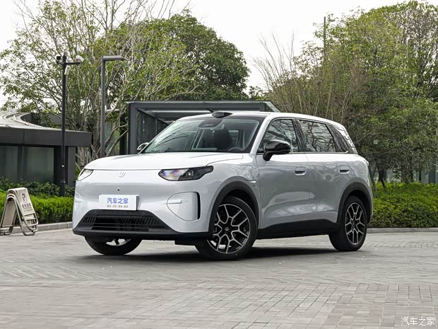 Chinese automaker sales comparison