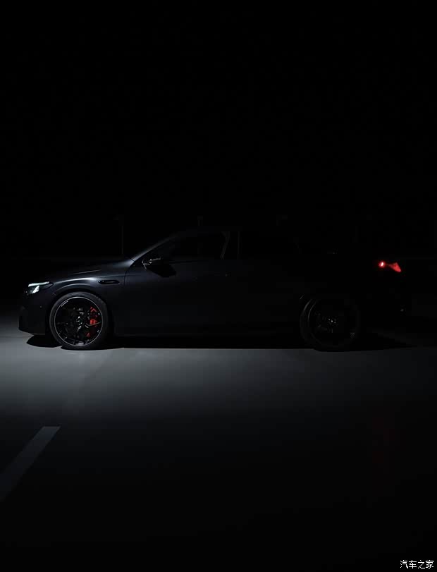 Mercedes-AMG pure-electric CLA teaser