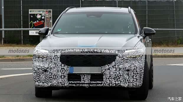 Genesis GV70 Hybrid exterior testing